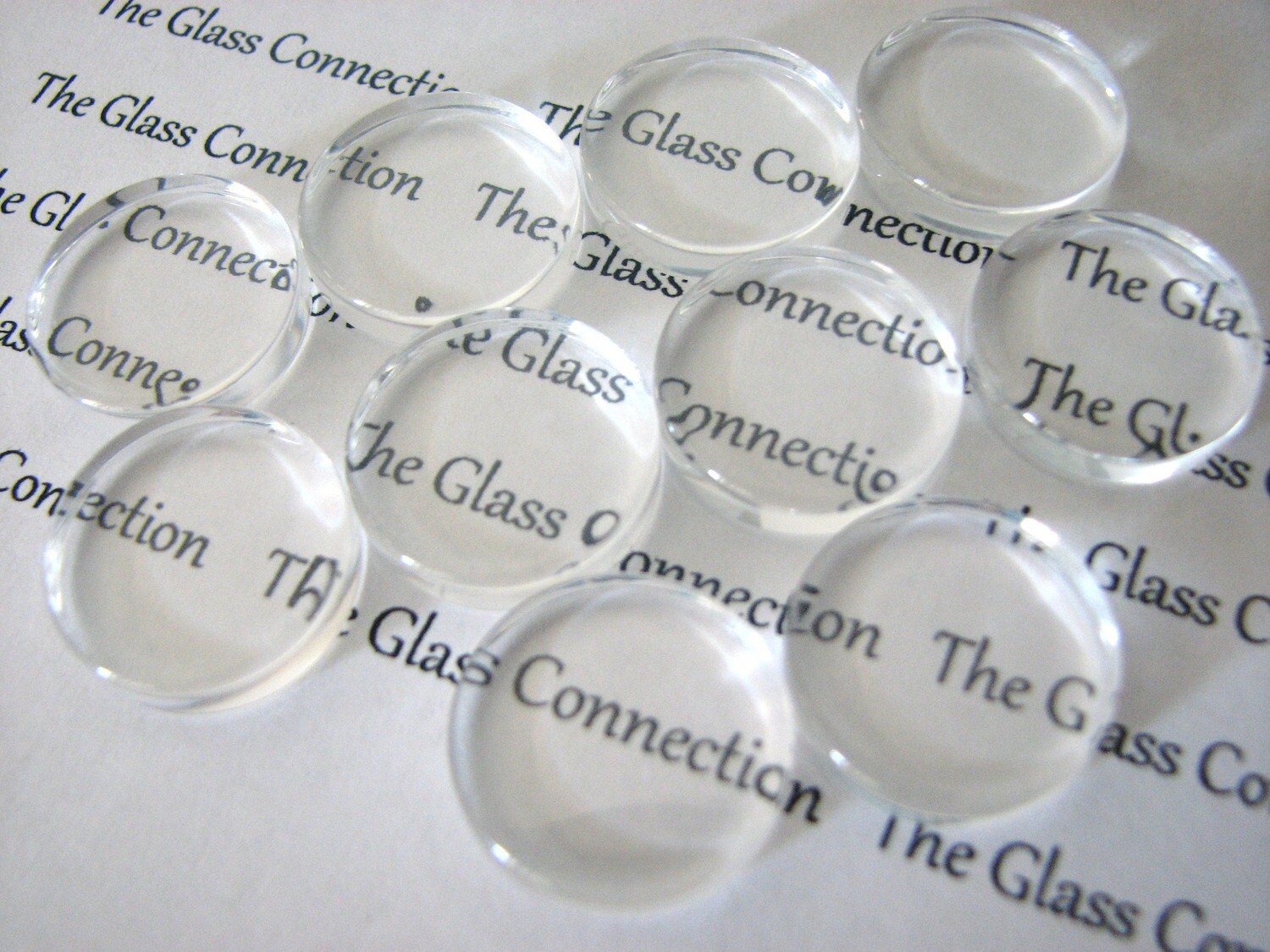 20 Clear Flat Glass Circles Small 18mm Cabochons Game Gems Transparent