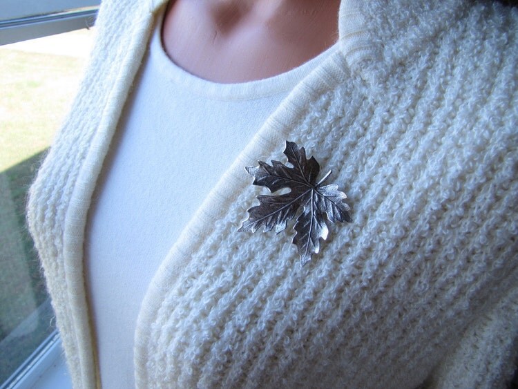 Maple Leaf Brooch Pin by MapleMoonDesigns on Etsy