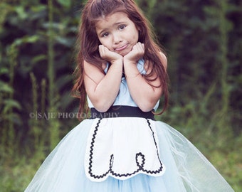 ALICE IN WONDERLAND costume dress retro Apron dress for girls fun tutu dress for tea party handmade costume