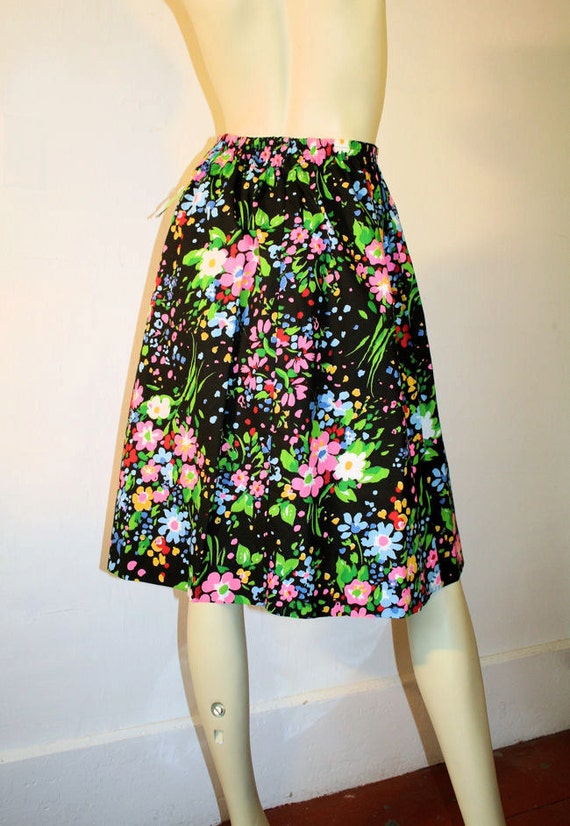 Vintage 70s Floral Skirt New Old Stock Black Multi Color Flowers S M