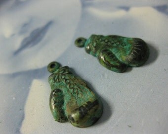Verdigris Patina Boxing Gloves Charms 742VER x4