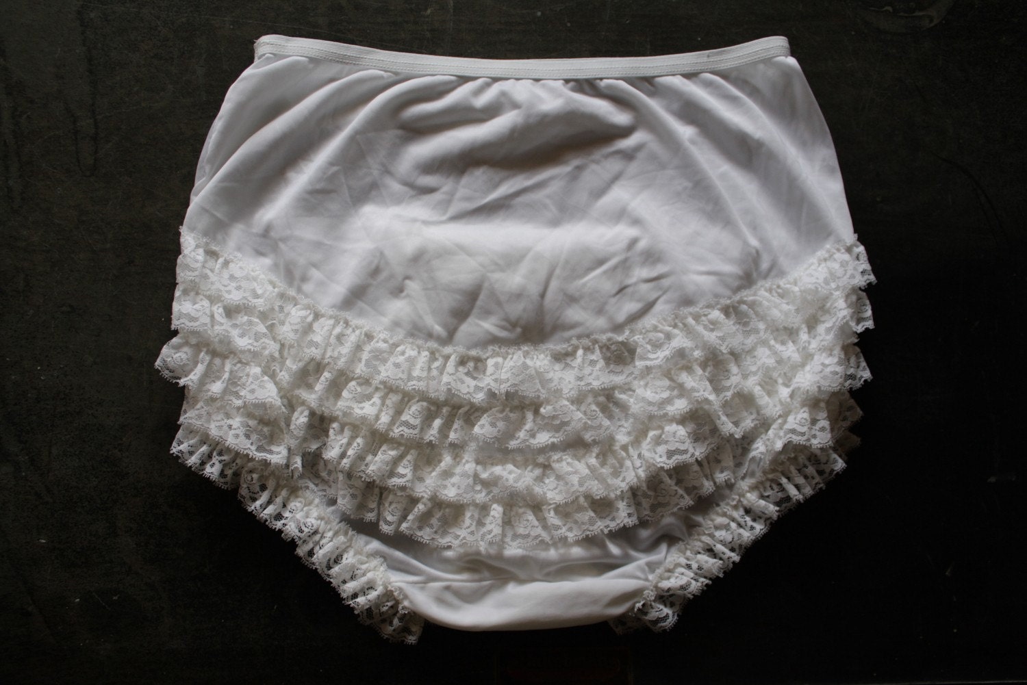 ruffled knickers