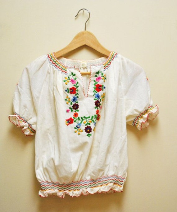 boho floral embroidered cotton peasant BLOUSE by onefortynine