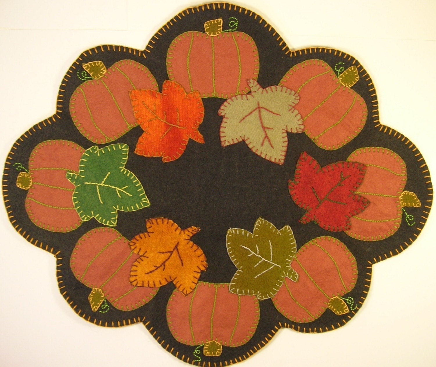 autumn-pumpkin-penny-rug-pattern