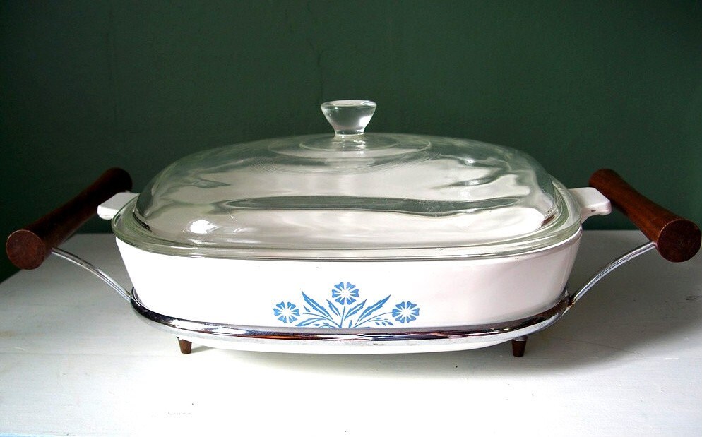 Corning Ware Dish with Lid and Stand