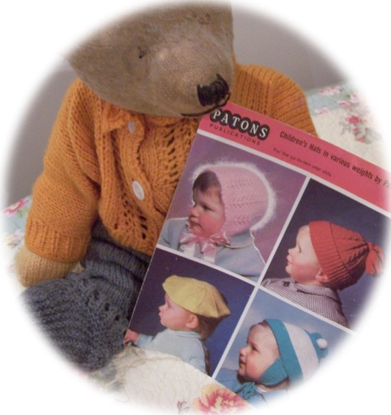 Vintage Knitting Booklet Patons Beehive Baby Hats Up to 2