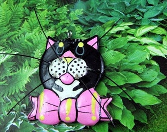 Large Vintage Kitschy Kitty Wooden Charm