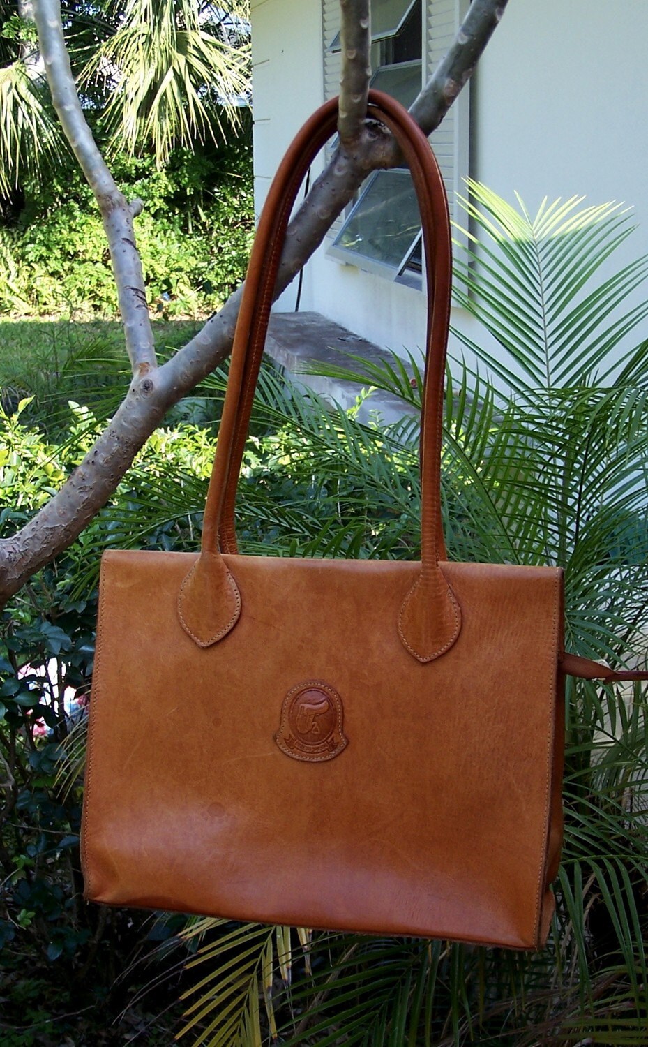 High End Handbag Hardware Italy Covid | semashow.com