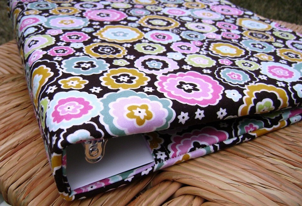 three-ring-binder-cover-crafted-from-anna-maria