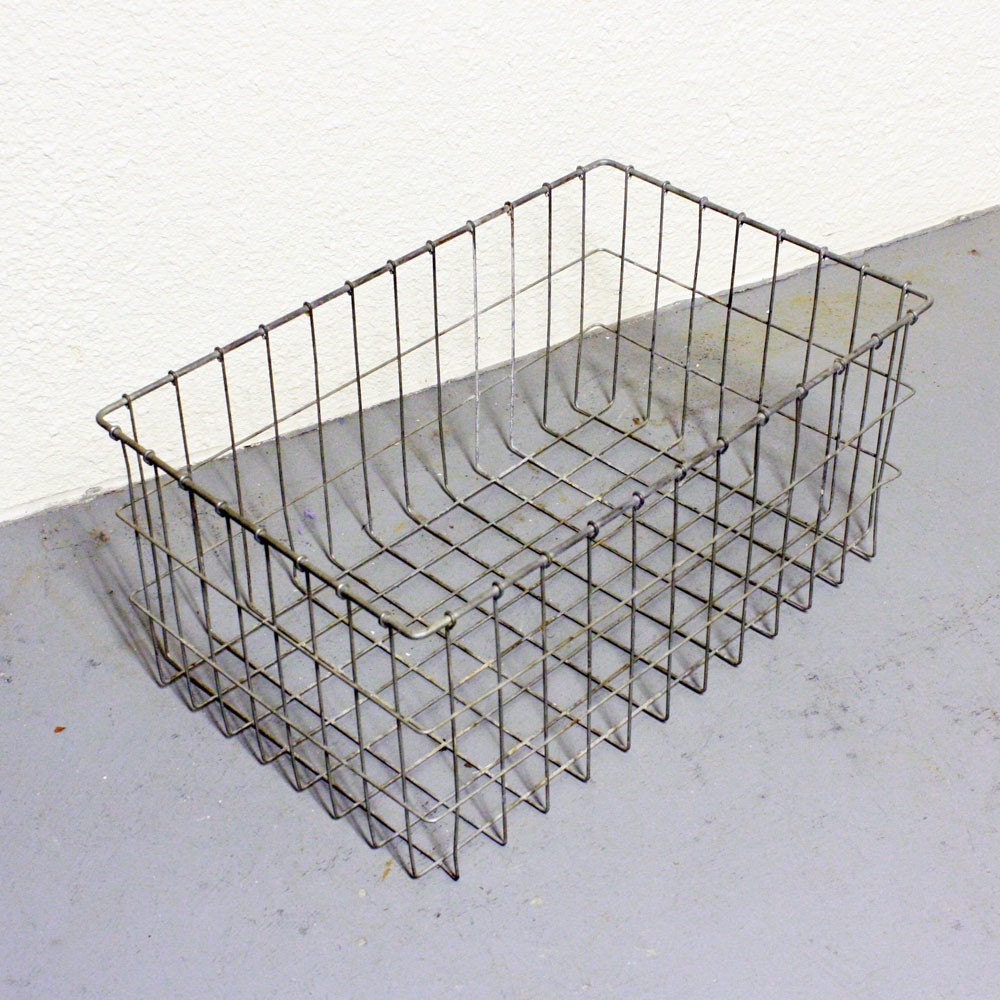 Vintage Wire Basket 11