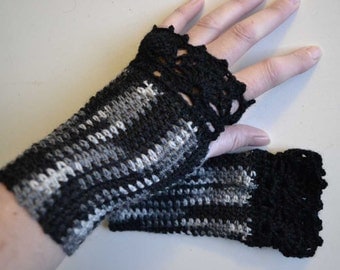 Grey and black crochet gloves with lace trim F627