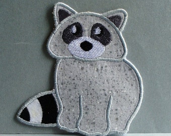 Racoon Embroidered Applique Clothing Patch DIY 100062
