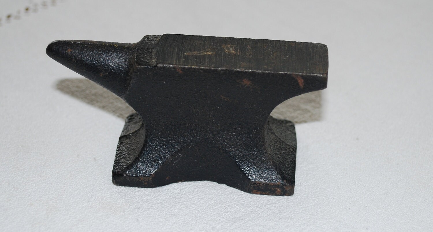 Jewelers Anvil by ingenuityondisplay on Etsy