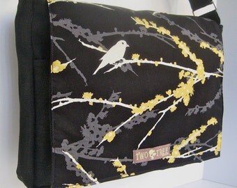 Black and White Bird MeSSENGER Bag Laptop iPAD Diaper BAG