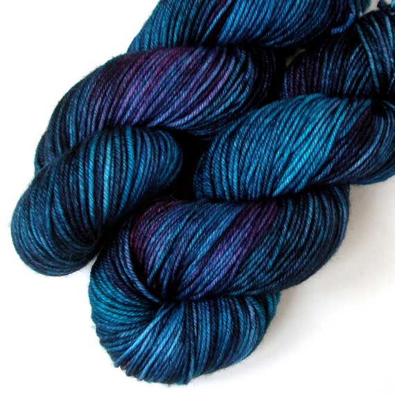 SW Merino DK/Light Worsted Yarn Sirius 235 yards by JulieSpins