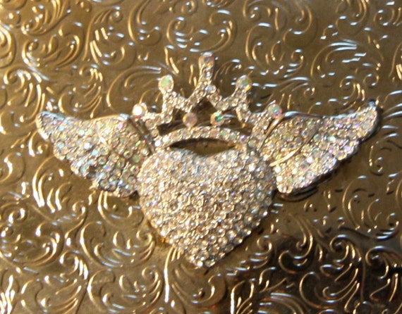 Download Rhinestone Heart with Crown and Wings Card Case