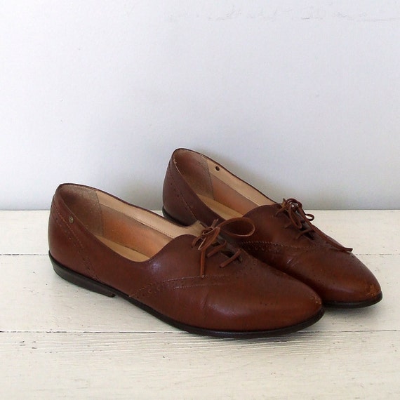 Vintage ETIENNE AIGNER Brown Leather Oxford Flats Size 9