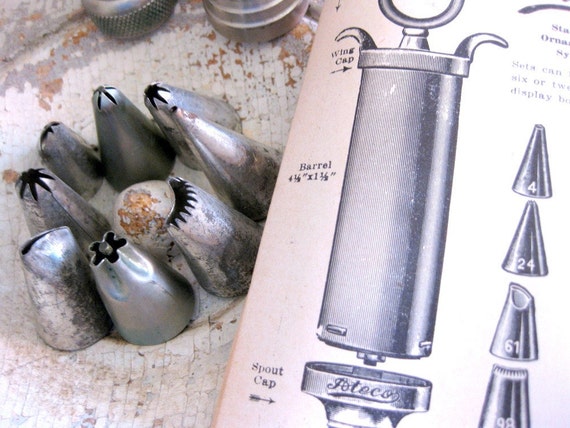 Vintage Metal Cake Decorating Tool Kit With Booklet And