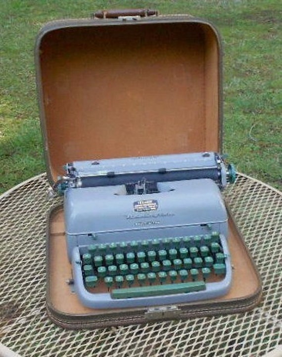 PORTABLE TYPEWRITER CASE Vintage Remington Rand Quiet