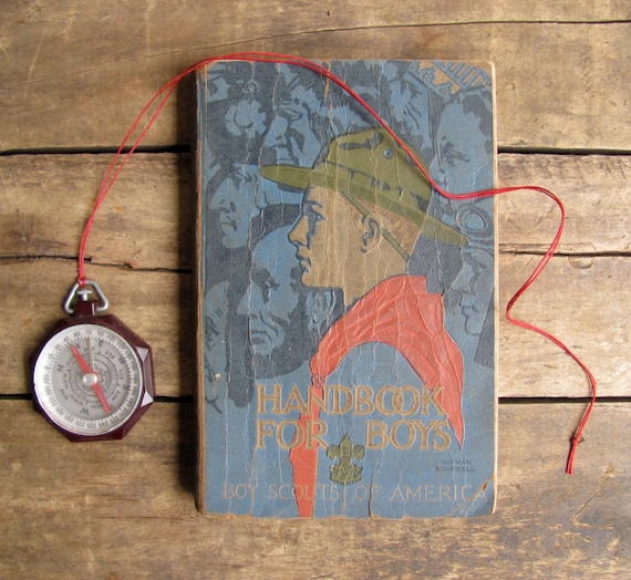 antique c. 1920s-1930s Boy Scout manual // by MouseTrapVintage