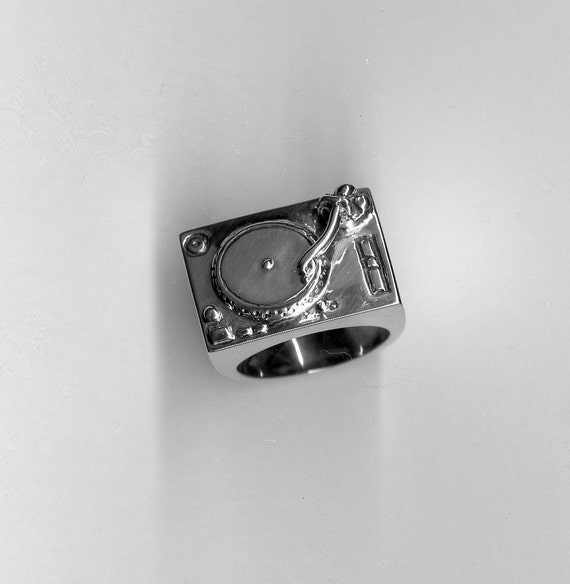 Turntable Ring Record Player in Sterling Silver Free