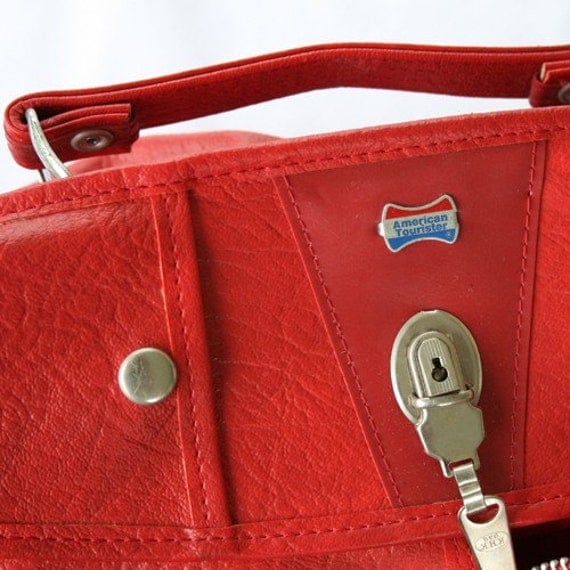 Red American Tourister VINTAGE Large Garment Bag