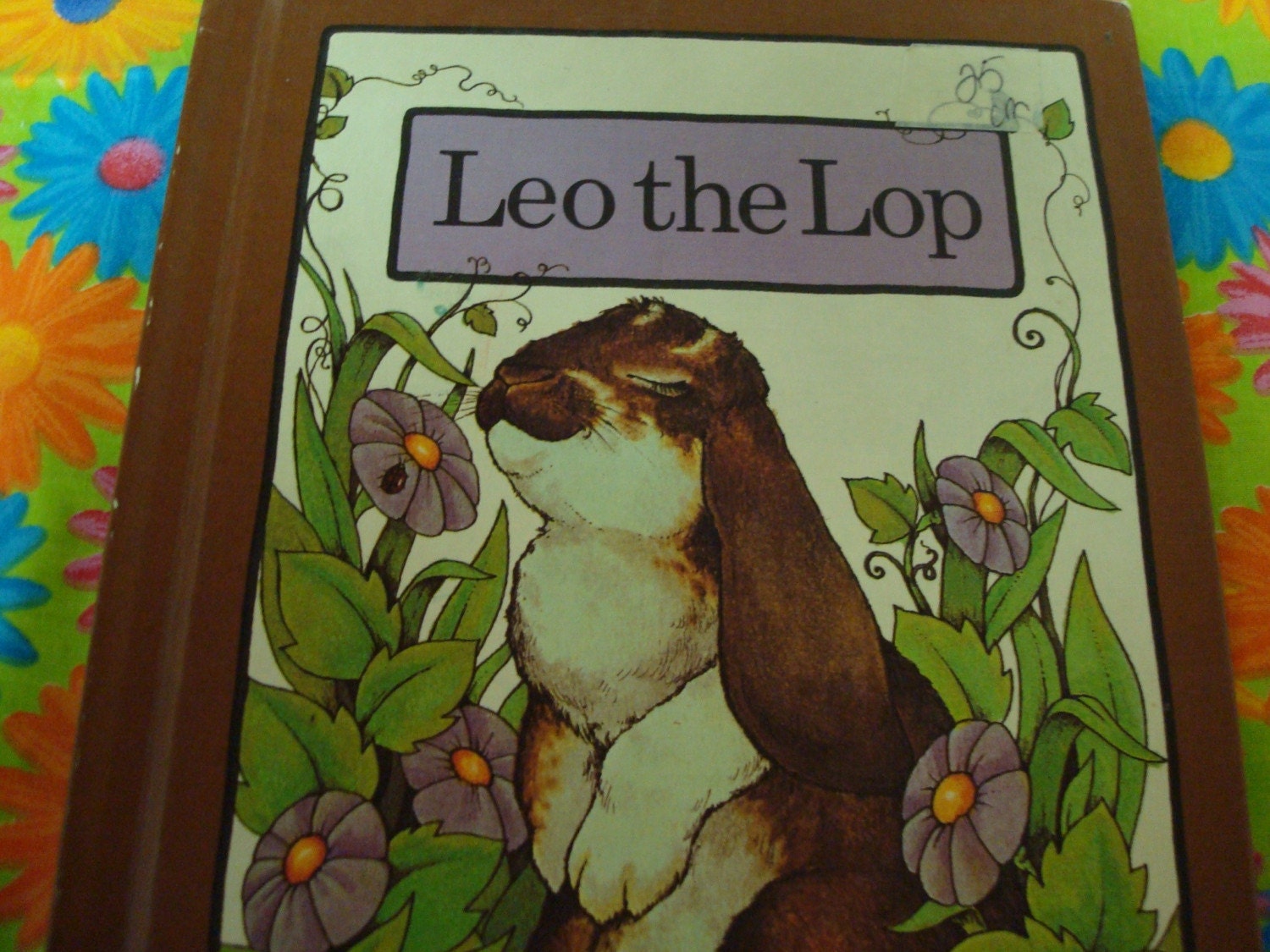 leo the lop book