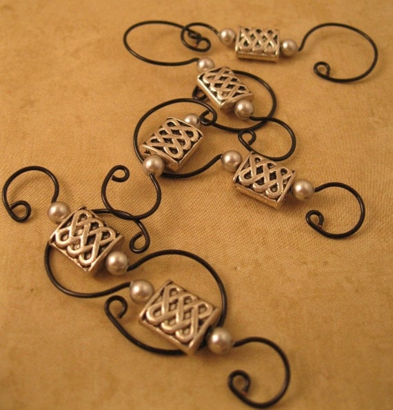Fancy Decorative Celtic Knot Ornament Hooks