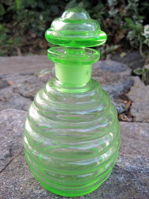 Vintage Depression Vaseline Glass Perfume Bottle Czech 2779