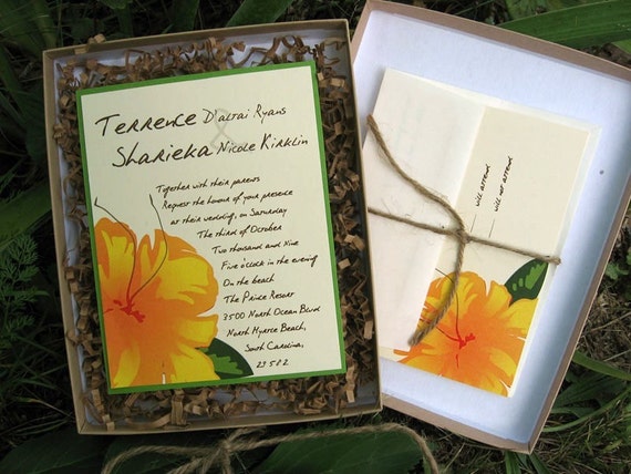 Items similar to Boxed Hawaiian Tropical Wedding 