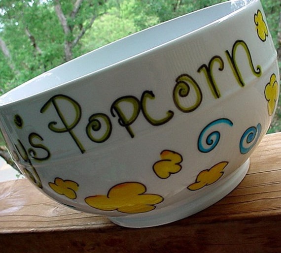 Popcorn serving bowl personalized with your desired words on