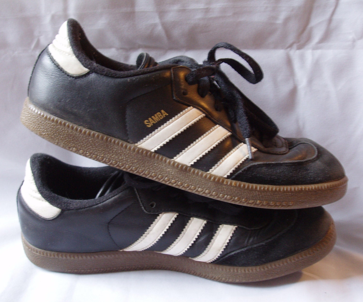 Vintage 1980s Adidas Samba Sneakers Size 7 or 8 Womens by echoart