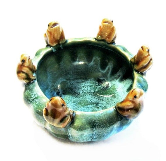 Vintage Majolica Frog Ceramic Pottery Planter / Vase