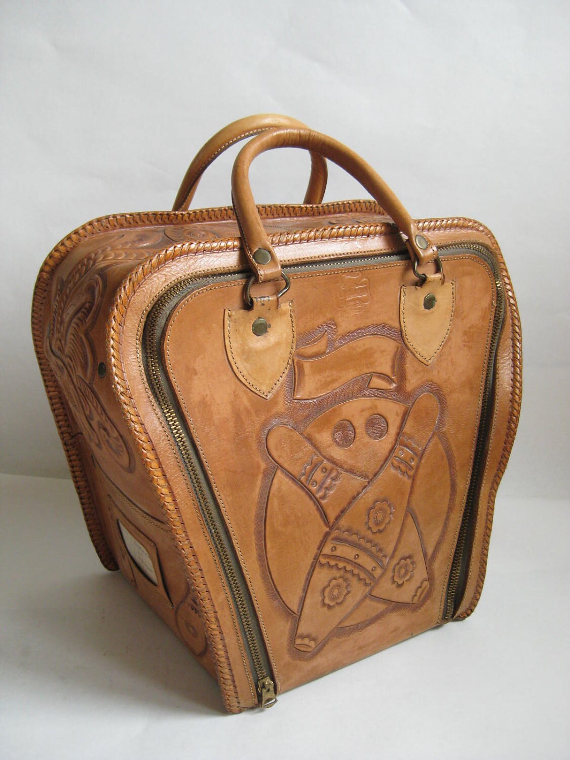 Vintage 50s Tooled Leather Bowling Bag.