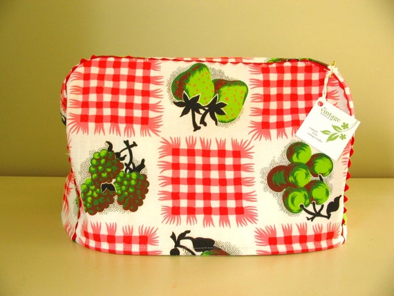 four slice toaster cover from vintage fruit fabric