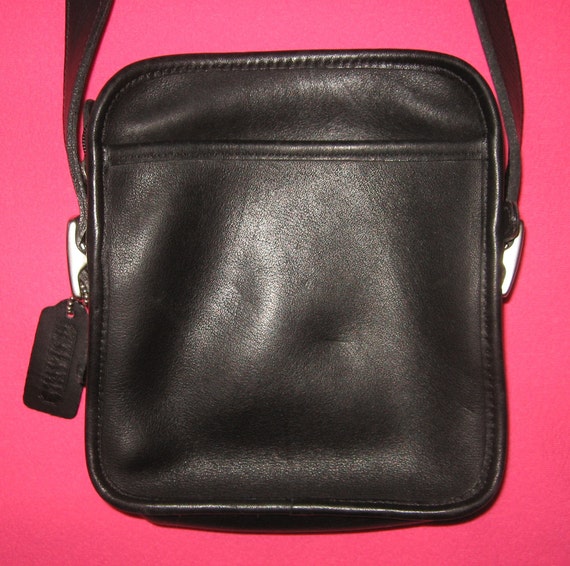 Vintage Coach Bag Crossbody Long Strap Black Leather Purse