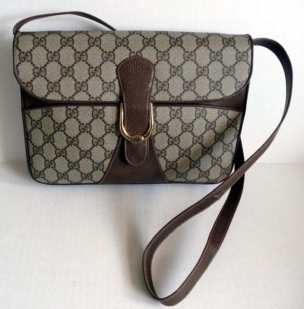 gucci vintage clutch purse