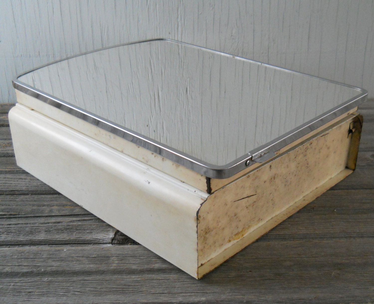 Medicine Vintage Lawson Metal with by lisabretrostyle2