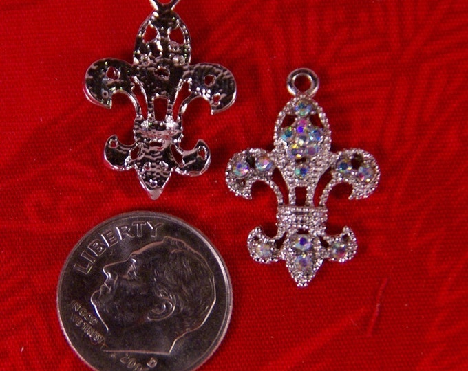 Pair of Small Filigree and Aurora Borealis Rhinestone Fleur de Lis Charms