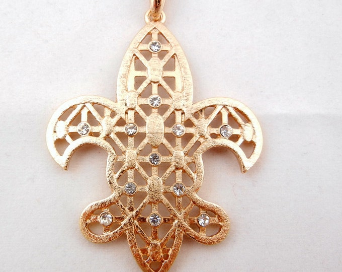 Gold-tone Lattice Fleur de Lis Pendant with Rhinestone Accents Heraldry