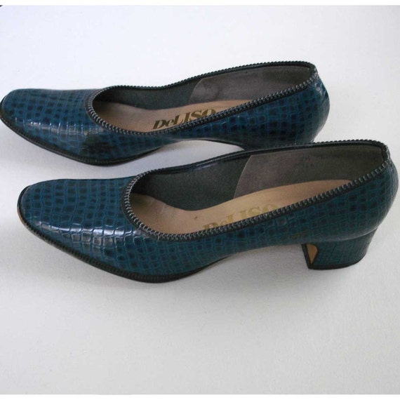 alligator skin pumps