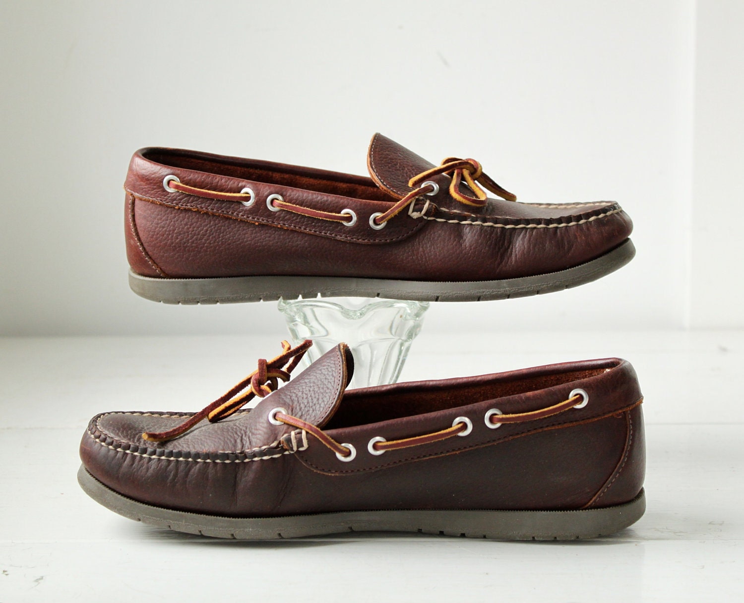 Vintage 1980s men's boat shoes by LLBean. Size 10.5 wide