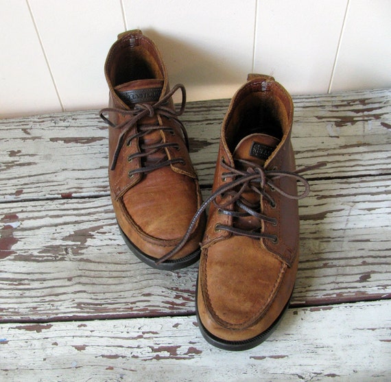 vintage 90s EASTLAND LEATHER ANKLE BOOTS size 9 by BLUEGRASSBOOTY