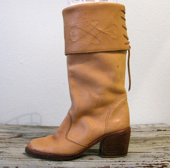 Vintage GRETCHEN Folk Boots size 6