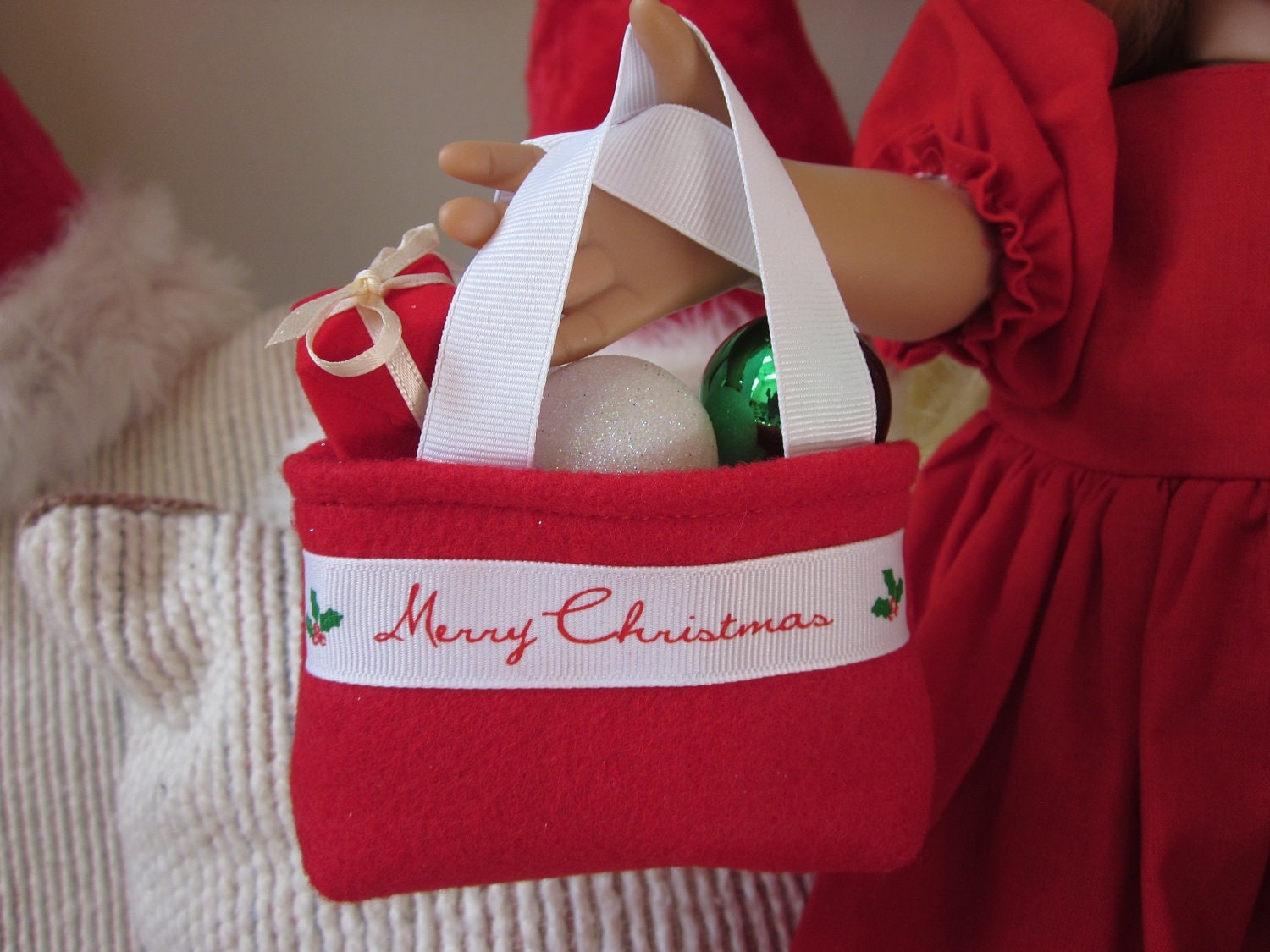 American Girl 18 Doll Size Christmas Purse / Tote bag