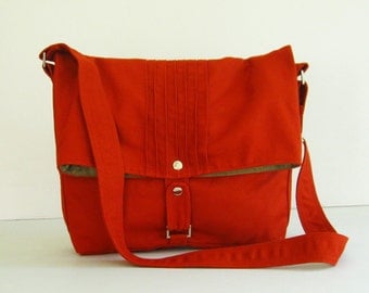 Sale - Canvas Bag in Burnt Orange - Messenger / Diaper bag / Crossbody bag / Tote / Handbag / Shoulder bag / Women / Purse - FIONA