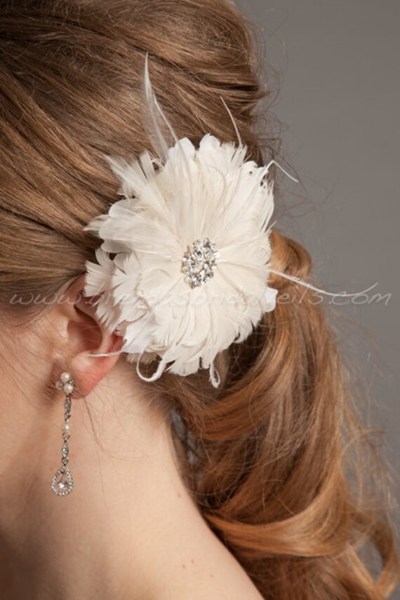 Hair Feather Fascinator Natural Ivory or Light Ivory Bridal