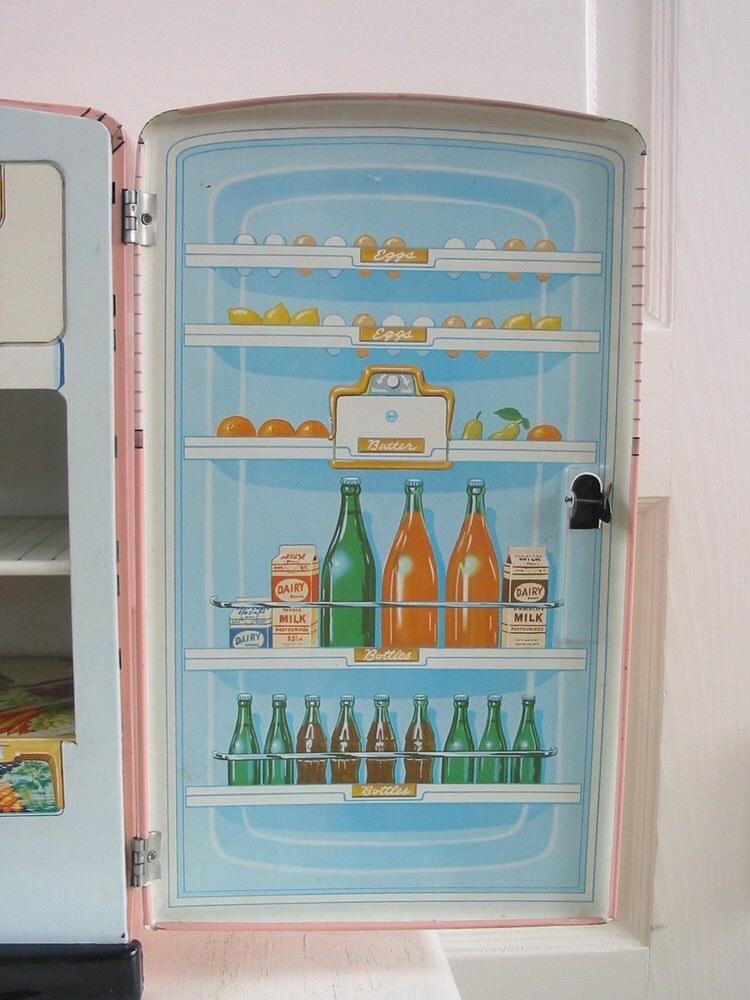 Vintage Mini Fridge by vintagejane on Etsy
