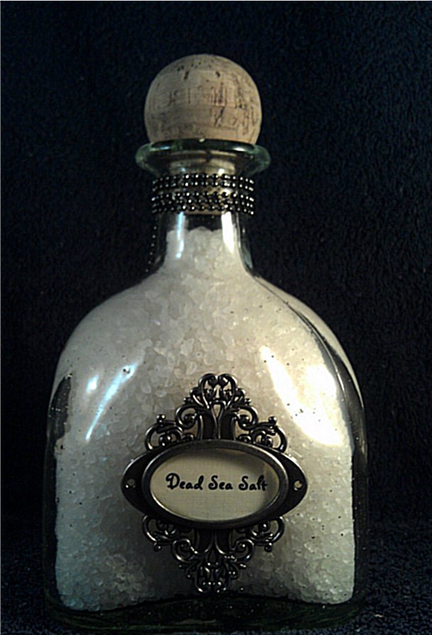 SALE 2 pounds Bath Salts Dead sea salt Beautiful keepsake