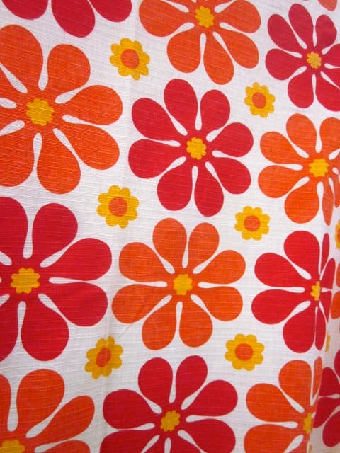 Vintage Orange/Red Flowers Fabric WOW